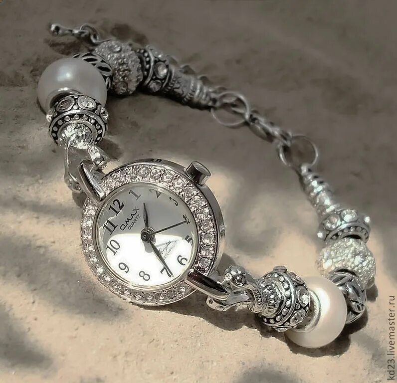 часы пандора золото cc:zl8515. часы пандора с кожаным ремешком. часы пандора женские с браслетом. часы с браслетом пандора. часы ника (пандора) с шармами.