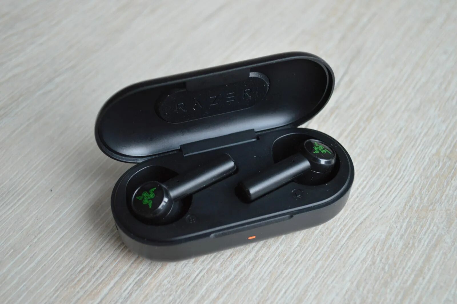 Беспроводные наушники Razer Hammerhead true Wireless x. Razer Hammerhead true Wireless коробка. 1. Razer Hammerhead true Wireless - 1 шт - $55.00. Razer Hammerhead true Wireless x резинки. Razer hammerhead true x