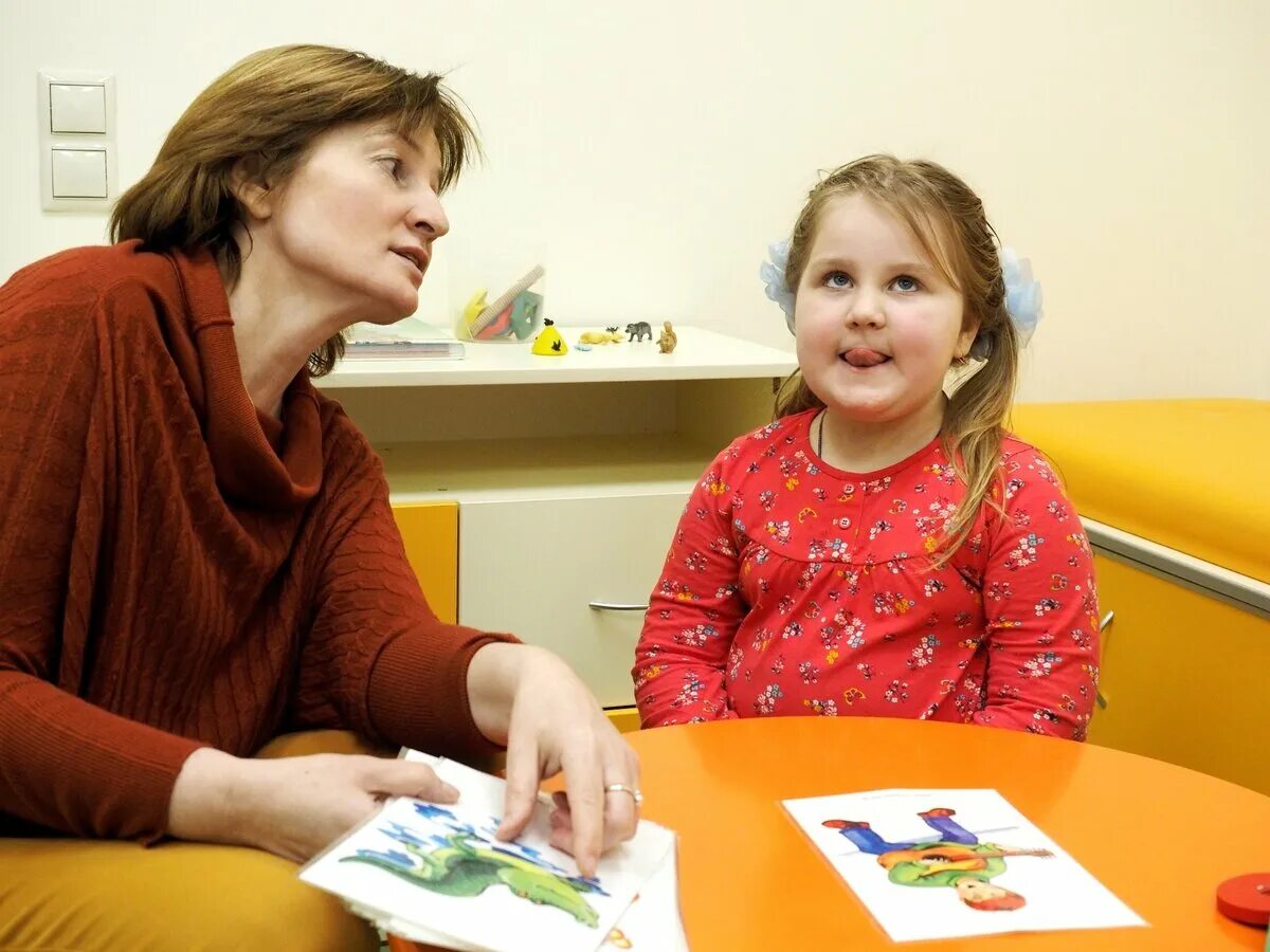 Заикание занятие логопеда. Занятия для детей дошкольного возраста. Заикание занятие логопеда. Занятия с логопедом. Логопед.