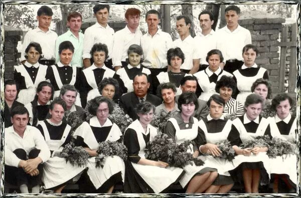 выпускники 1965 года фото. ольгинская средняя школа 1965 год. синьково 1965 выпускники. выпуск 1964 года. фото выпускников школы 1965 года.