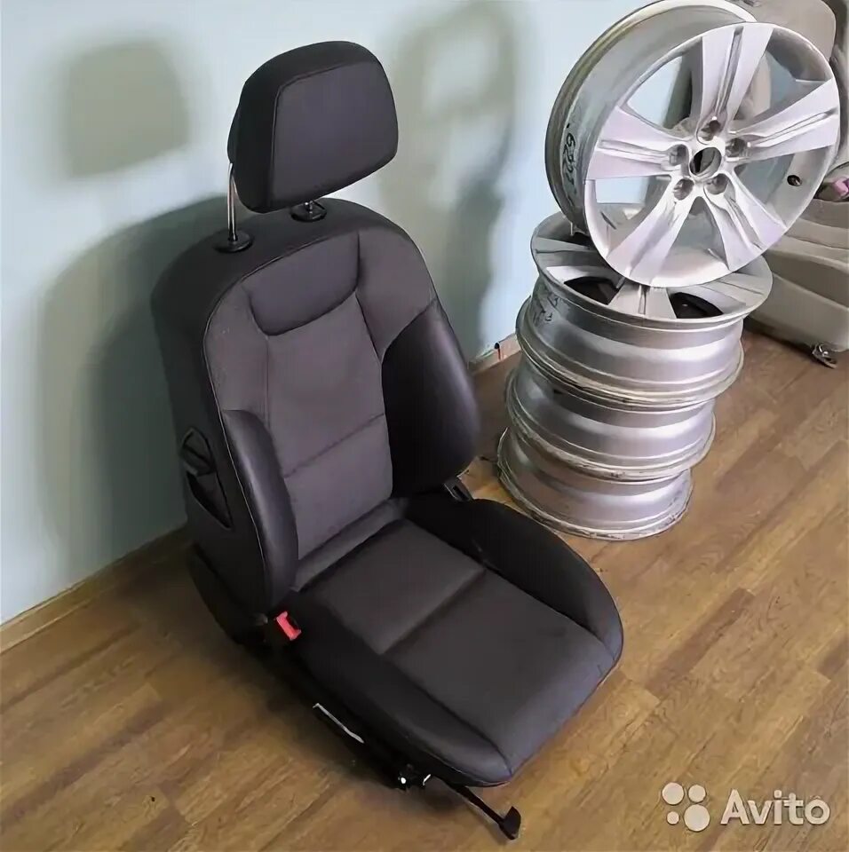 Сиденье мерседес 204 купе. Сиденья mercedes w204. W204 алькантара. Сиденья mercedes w204. Сиденья mercedes w204.