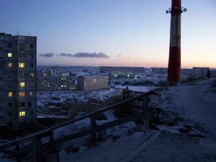 Улицы города полярного