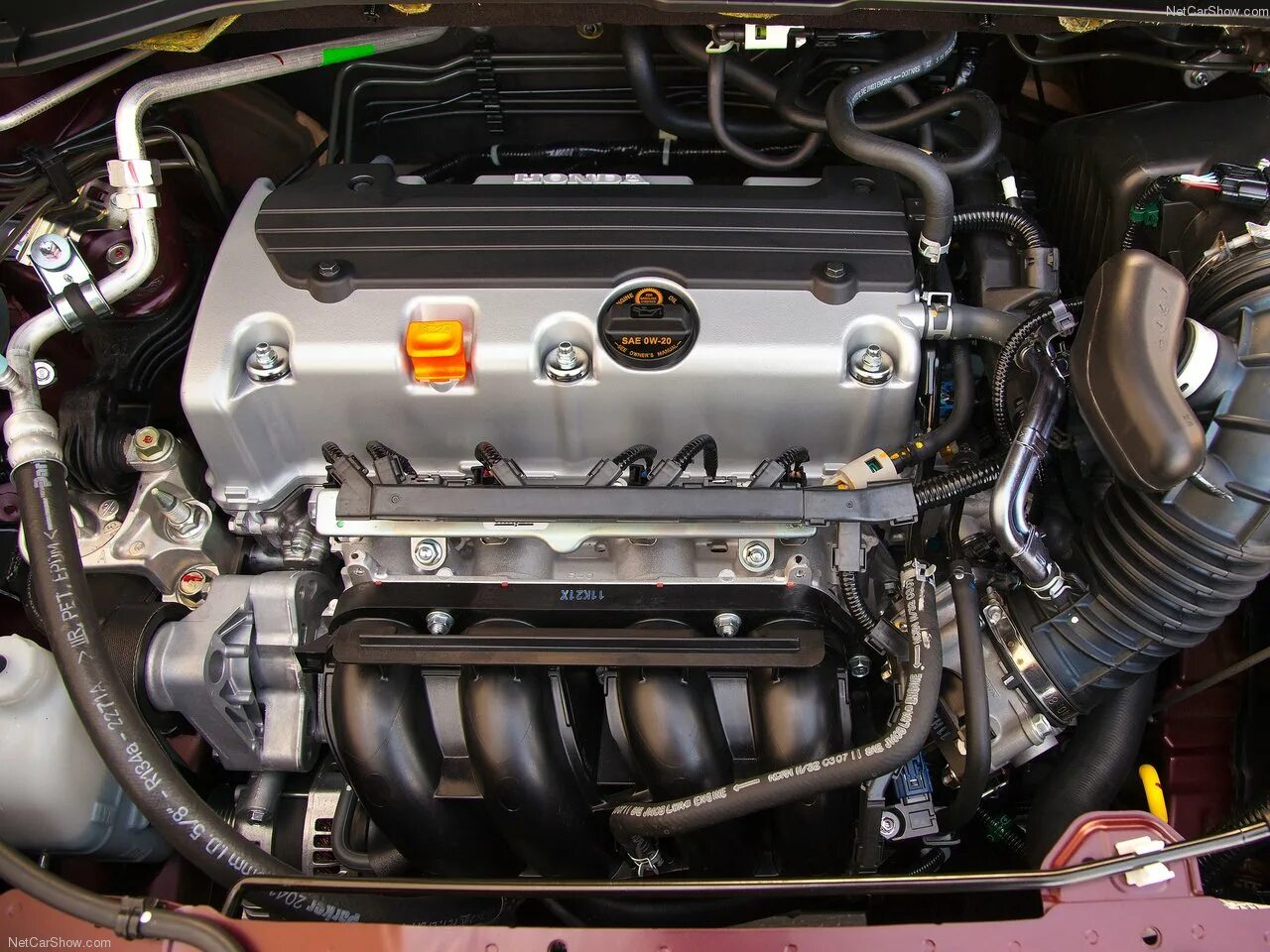Двигатели хонда срв 2 поколения. Двигатель Honda CR-V 2.4. Мотор к24 Хонда 2.4. Honda CR V 2 двигатель. Honda CRV 2.2 мотор.