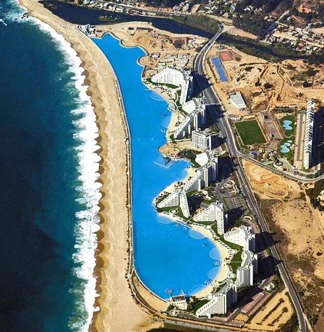 Самый большой бассейн в мире San Alfonso.
