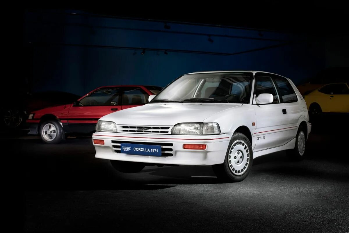 Тойота 6 поколения. Тойота Королла GTI 1990. Toyota Corolla GTI. Toyota Corolla e90 gt-i. Toyota Corolla 1 поколение.