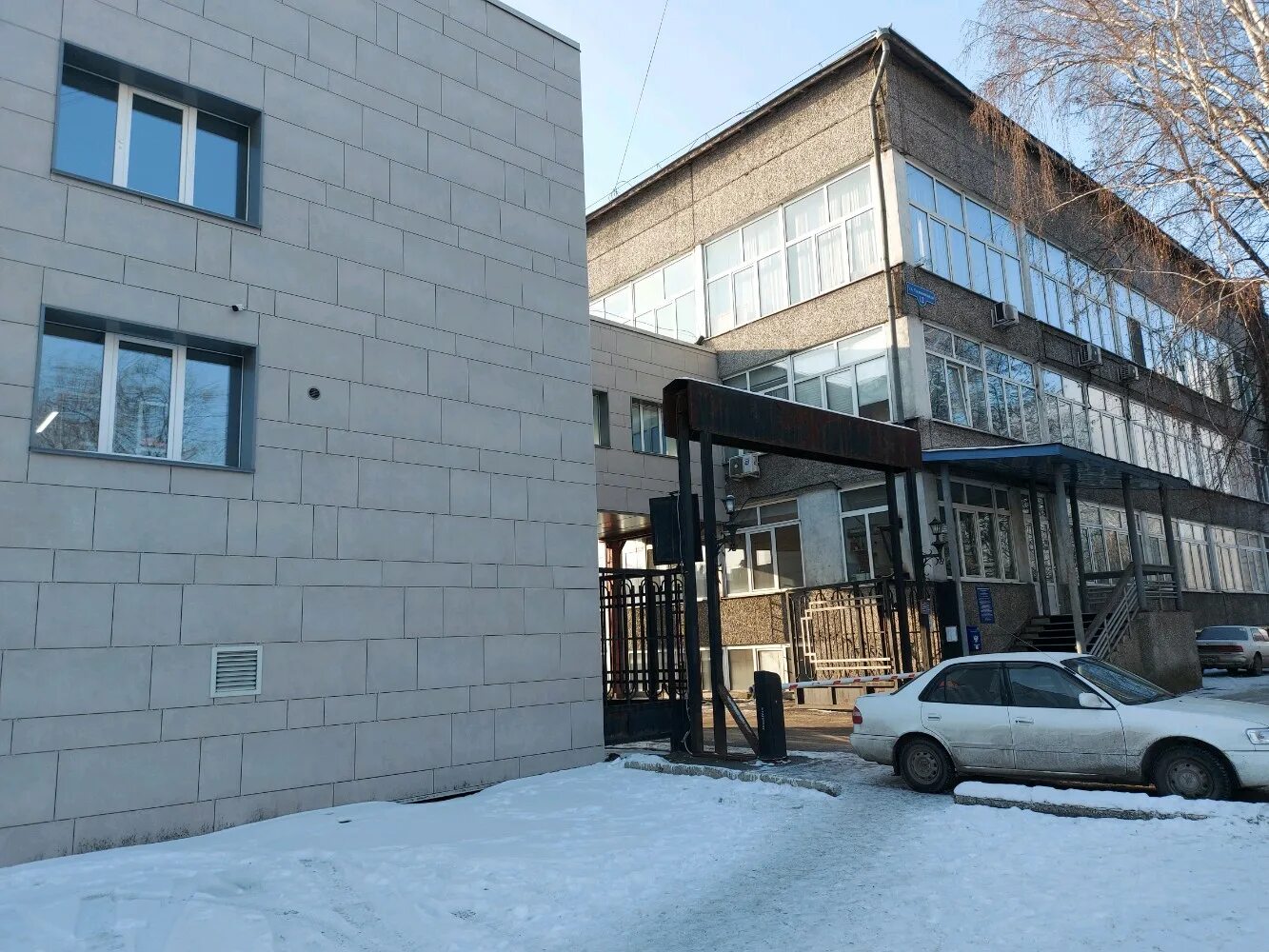 Орджоникидзе 12с4. Горэлектросеть кемерово. Здание горэлектросети кемерово. Горэлектросеть кемерово. Здание горэлектросети кемерово.