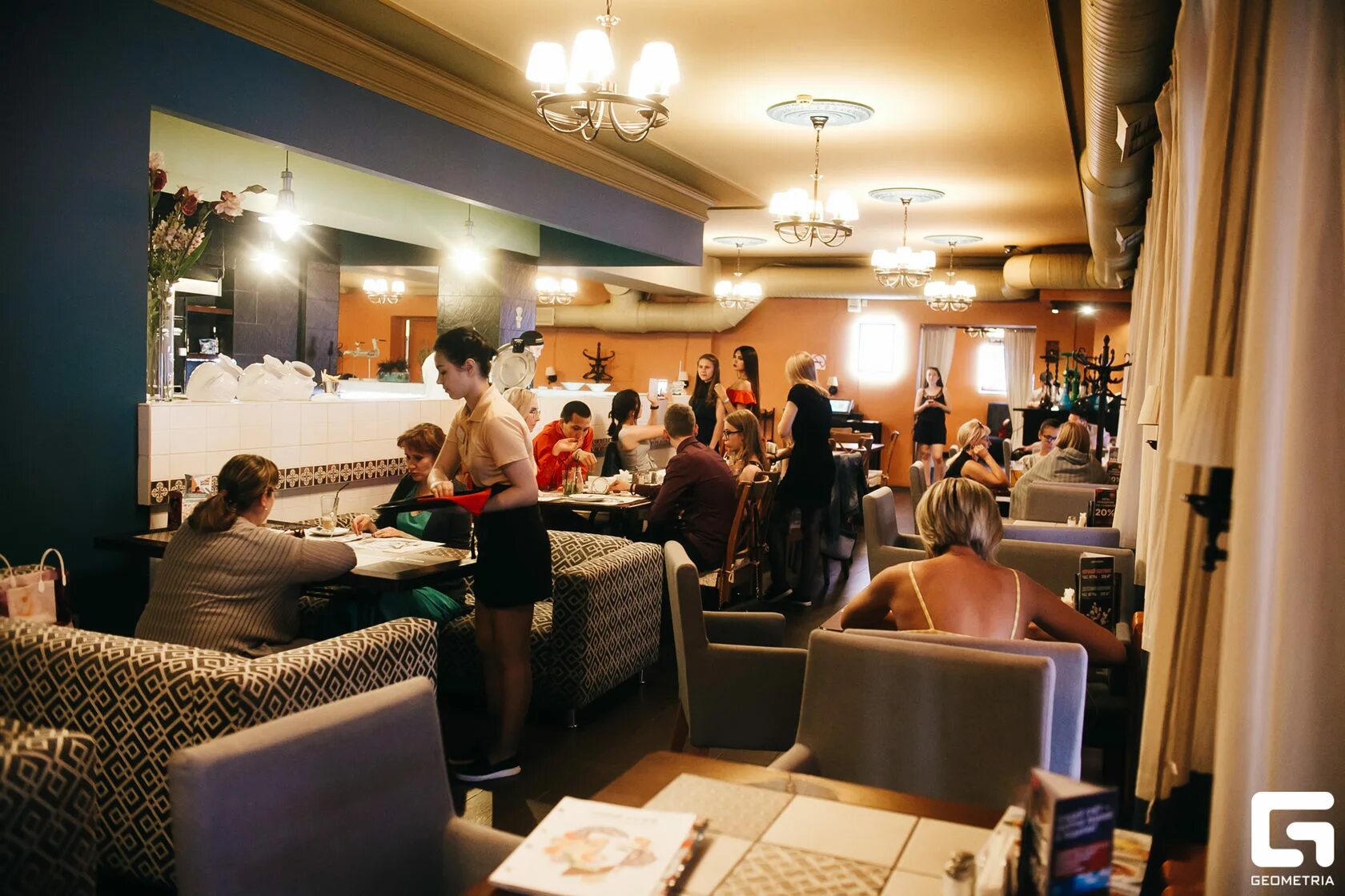 мит поинт уфа гостиный двор. мит поинт уфа гостиный двор. мит поинт уфа гостиный двор. танцевальный бар meet. Point.