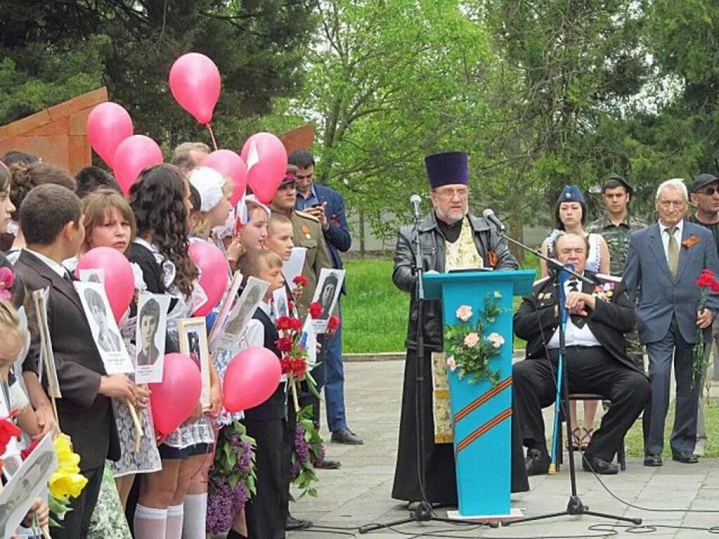 Станица сергиевская краснодарский край. Станица Сергиевская Кореновский район. СШ 6 станица Сергиевская Краснодарский край. Кореновск школа 6 станица Сергиевская. Кореновский район станица Сергиевская школа 2013.