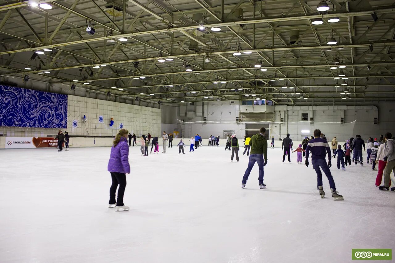 дворец спорта орлёнок каток. орленок пермь афиша. шорт трек ссср. орлёнок пермь каток. дворец спорта орленок пермь.