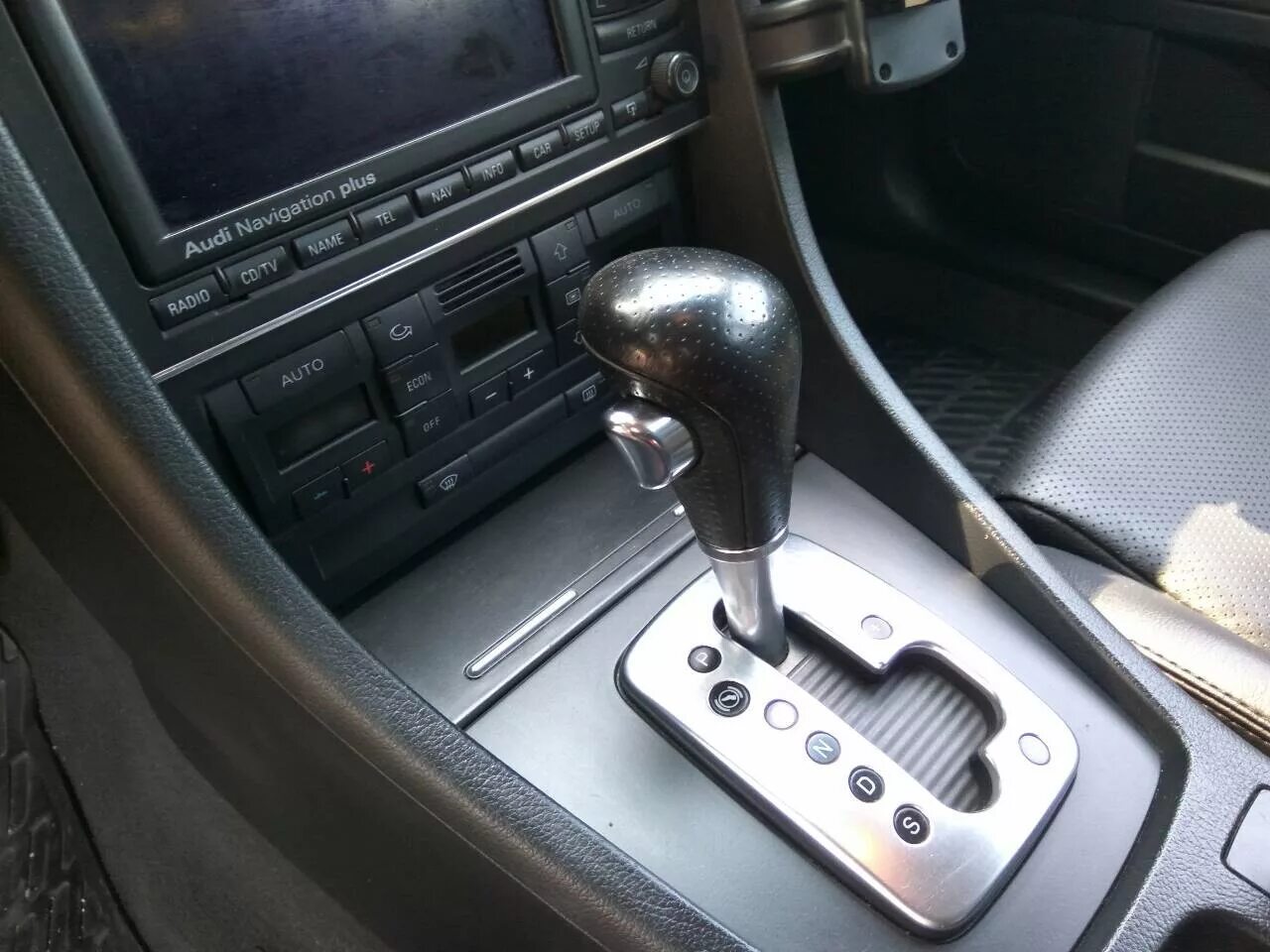 Акпп на а6 с6. Ручка акпп ауди а4 б5. audi a6 c5 ручка акпп. ручка акпп ауди а6. ручка акпп ауди а4 2009г.