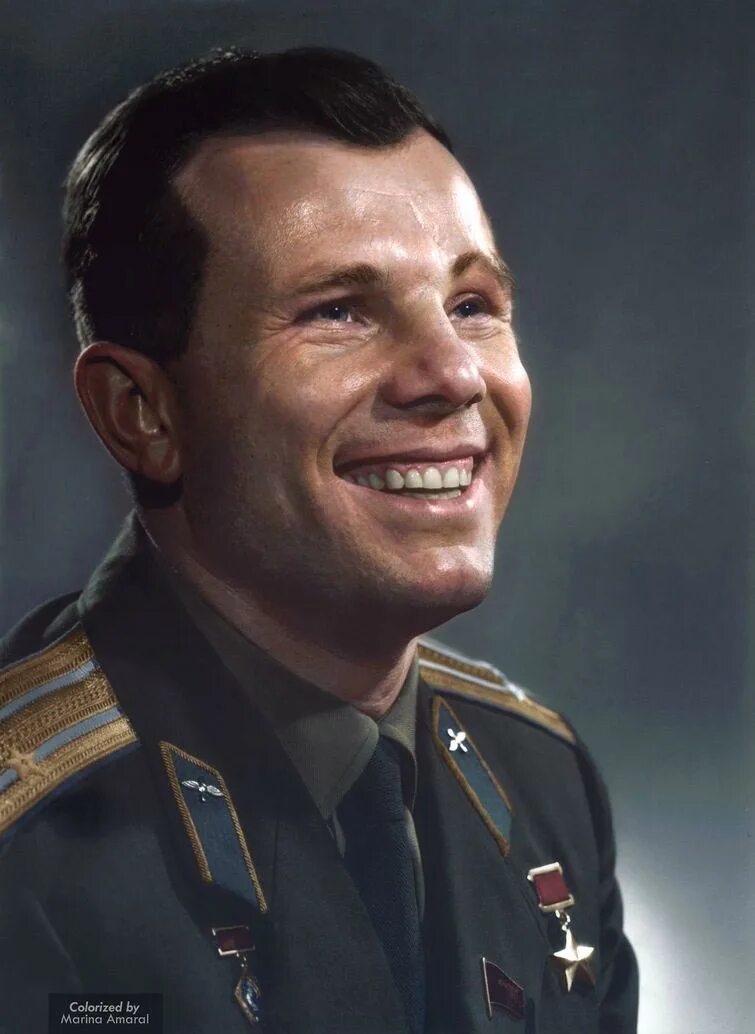 Новейшее время известные люди. Портрет ю Гагарина.