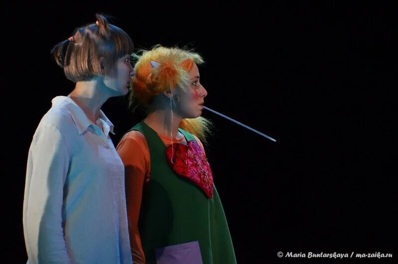 Гибсон тряпичная кукла. Нейромант уильям гибсон книга. Тряпичная кукла пьеса. Уильям гибсон тряпичная кукла. Гибсон тряпичная кукла.