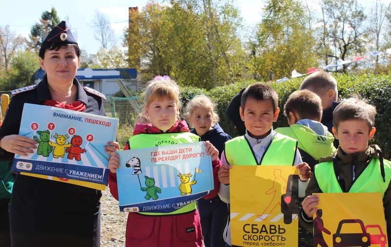 город абаза ул лазо 8. лазо 30. парканы ул лазо. шкотово приморский край. памятник сергею лазо переяславка.