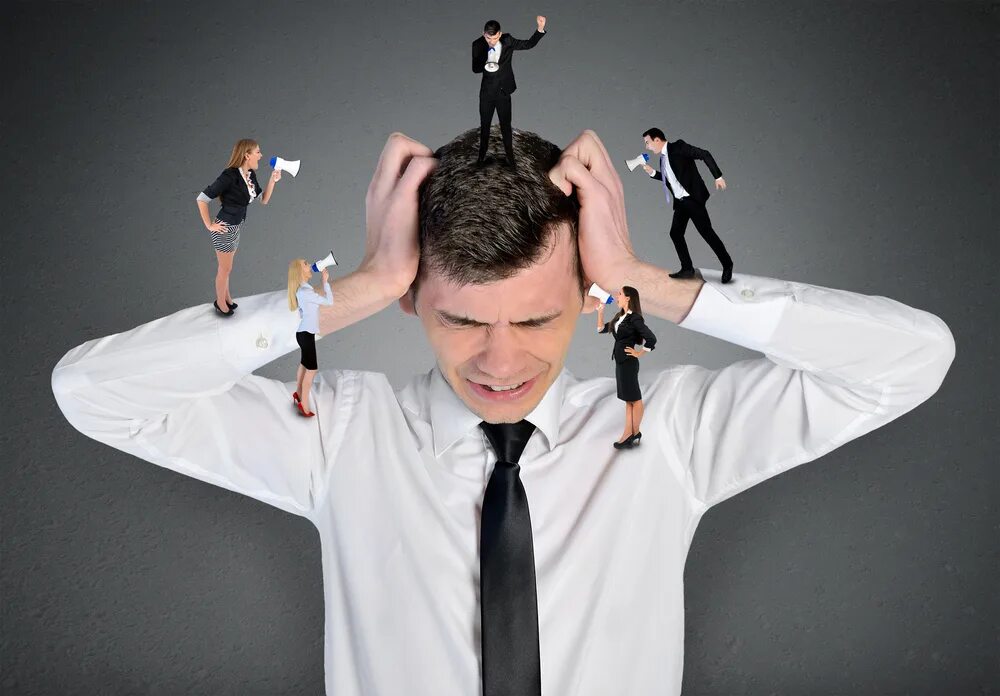 Не мешайте людям думать о вас так может для них это утешение картинки. Безопасность человека. Стресс и многозадачность. Высказывания о руководителе. Красивые статусы для девушек.