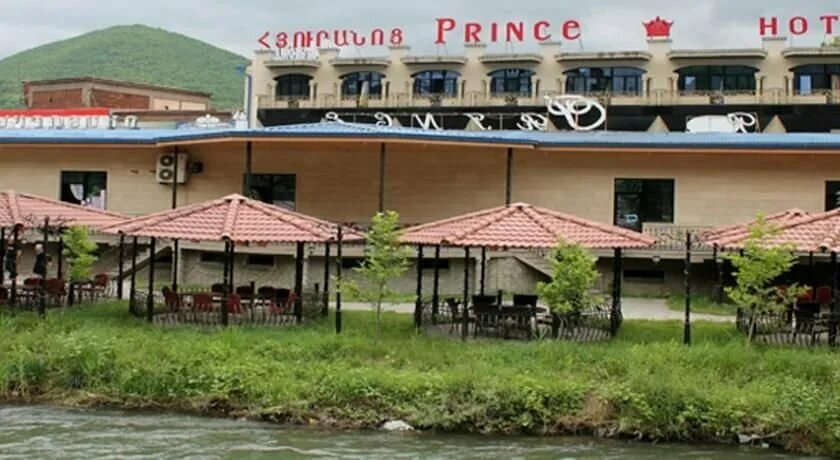 Grand house hotel капан фото. гостиницы в сюнике. гостиница армения капан. гостиницы капан на карте. отель гтм тбилиси.