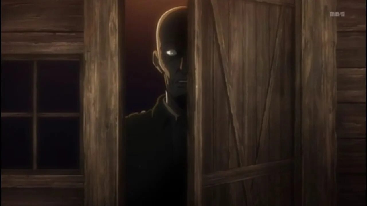 I was heard the door. Стучится в дверь.