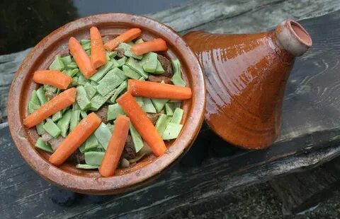 Острая приправа из овощей или мяса
