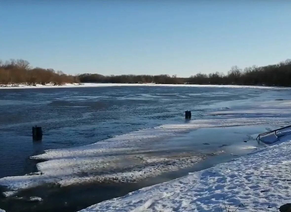 Уровень воды ока новинки. Разлив Оки в Рязани 2023. Разлив Оки в Рязани. Ока река Рязань разлив. Разлив Оки 2022.