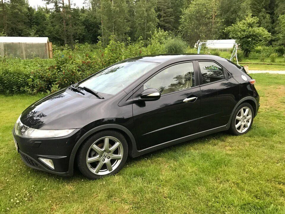 Хонда хэтчбек 2008. Honda Civic 2008 хэтчбек. Honda Civic 5d 2008. Зонда Цивик хэтчбек 2008. Хонда Цивик 5д хэтчбек.