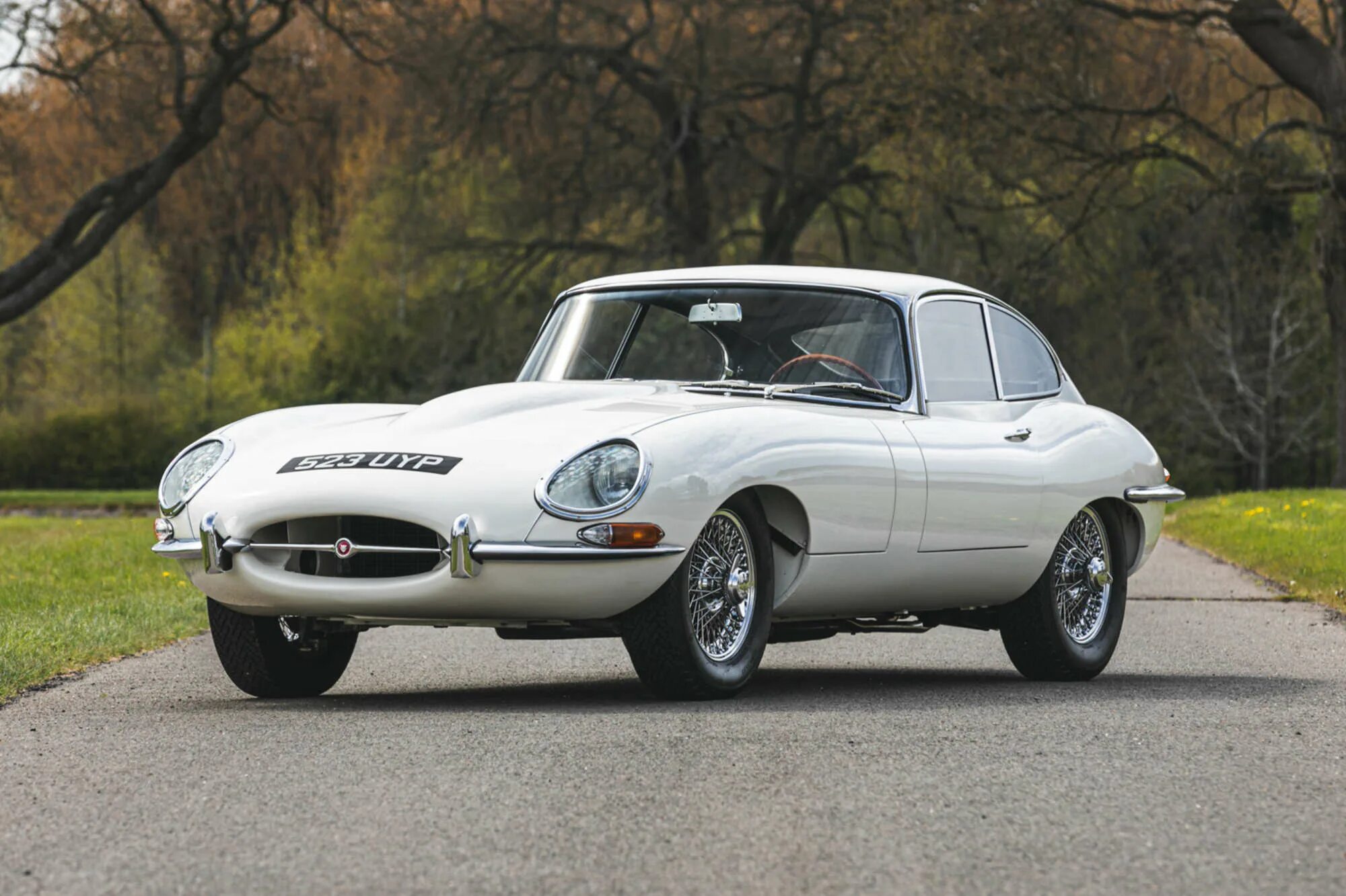 Type side. Jaguar e-Type 1961. Ягуар е тайп '61. Ягуар е тайп 1961. Jaguar e-Type Series 1 1961.
