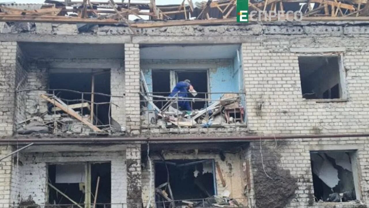 Красный лиман разрушения. Константиновка донецкая область сейчас. Видео донецкая обл. Марьинка 2013. Донецк 2016.