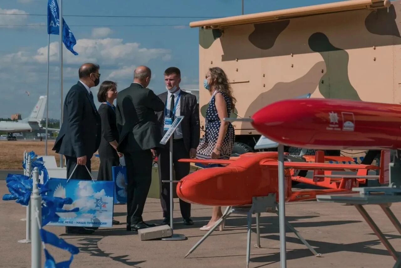 Ижевск атака беспилотников. Бпла адъютант. беспилотники рой. беспилотники ижевск. ижевские беспилотные системы.