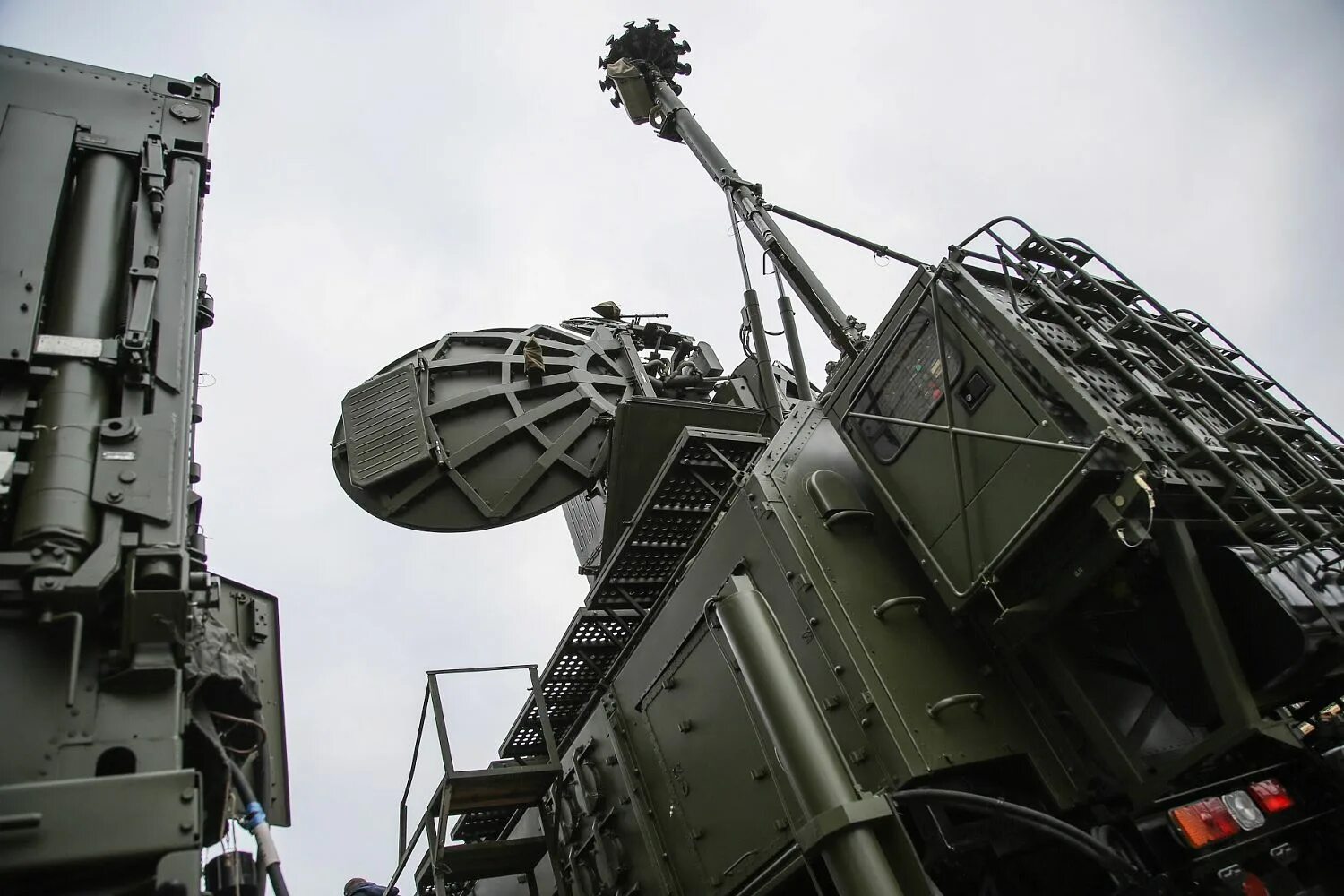 Рэб красуха-4. Рэб красуха-4. Поле 21 рэб. Станция рэб. Комплекс рэб красуха-4.