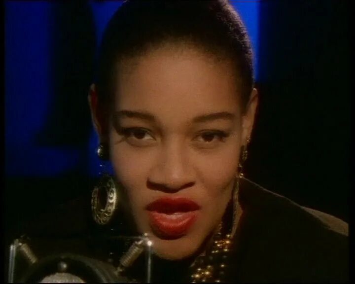 Soul клип. Victoria grimes. Клип не души меня. Willow transparent soul. Soul клип.