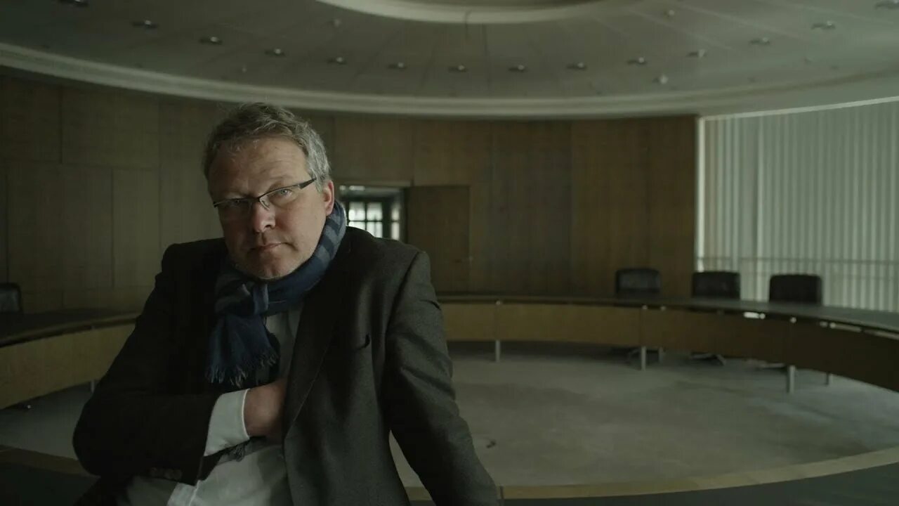 Банкир повелитель вселенной 2013