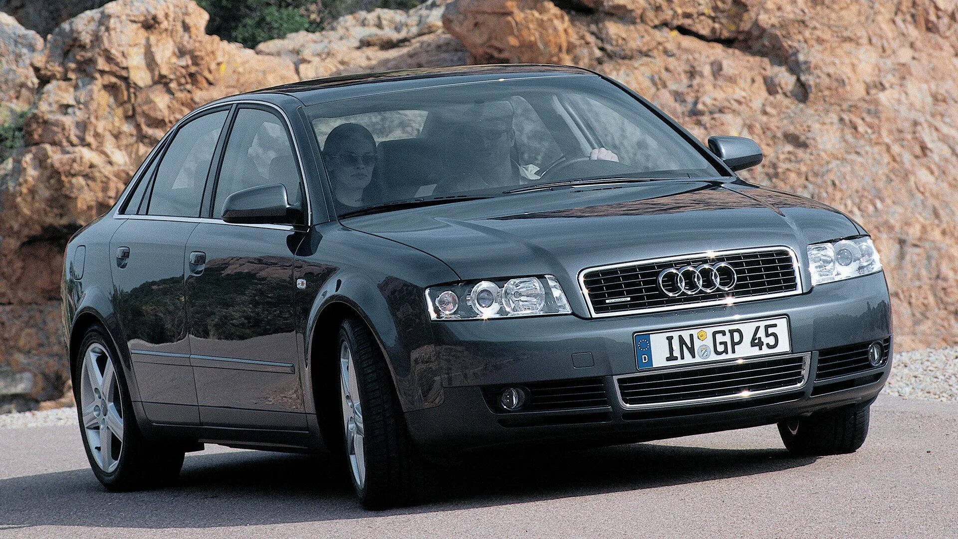 Ауди а4 б5 2000 года. 2000 Audi a4 sedan. Audi a4 b6 2000. Audi a4 b4 2000. Audi a4 b6 2004.