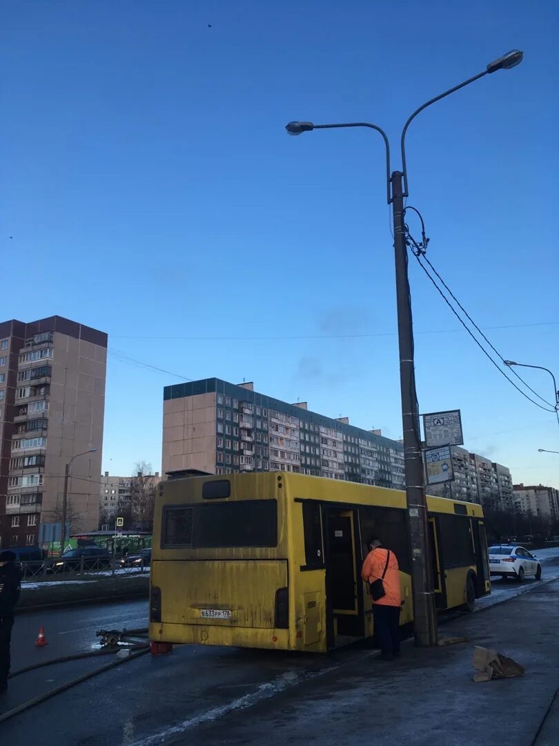 Автобус 170 остановки. 170 Автобус. Маршрут 170 автобуса. 170 Автобус Санкт-Петербург. Автобус 170 СПБ.