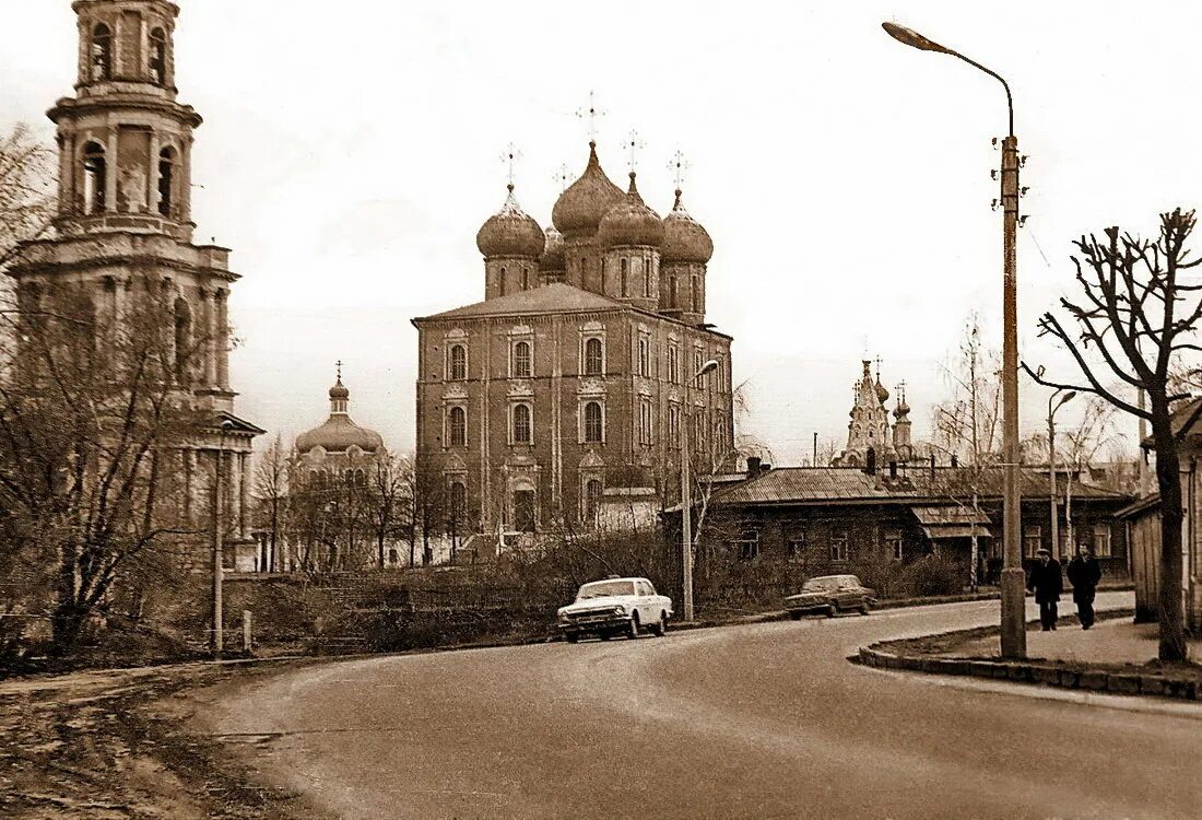 рязань ссср. рязань 1970 год. театральная площадь в 1970. дом ул щедрина 31 рязань. рязань 1970 год.