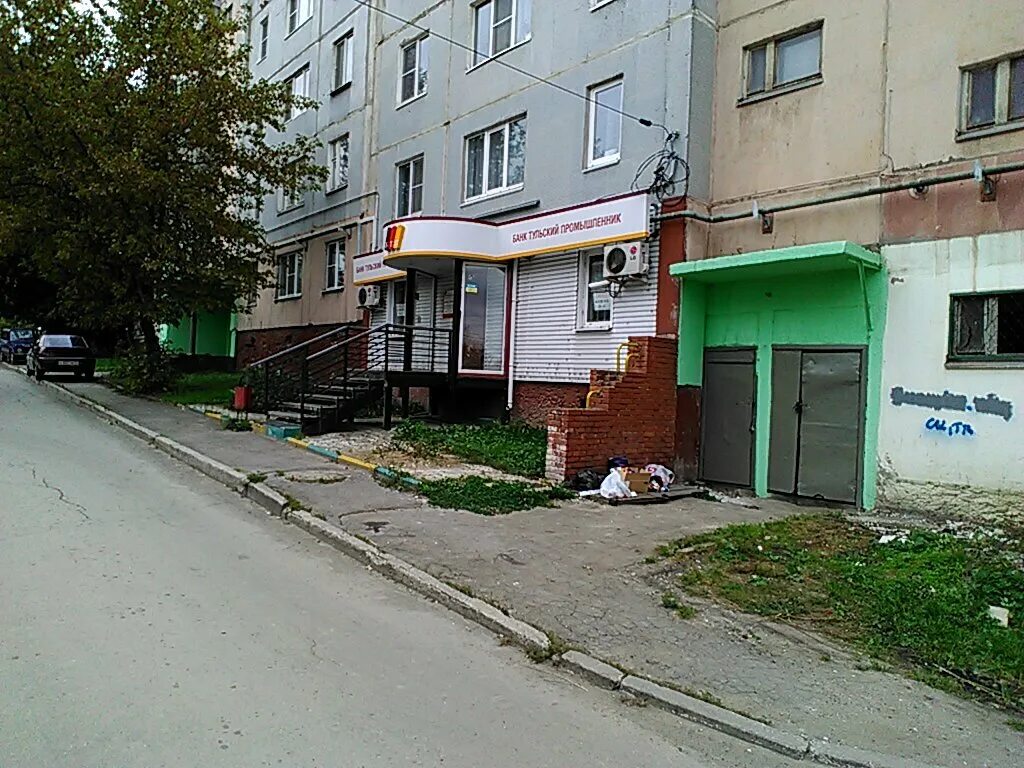 студенты в поликлинике. ул пролетарская д 37 тула. вызов врача на дом. г. врач на дом тула пролетарский.