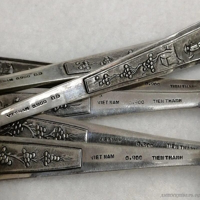 900 проба. винтажные серебряные монеты. проба золота в монетах. как выглядит золото 900 пробы. а.