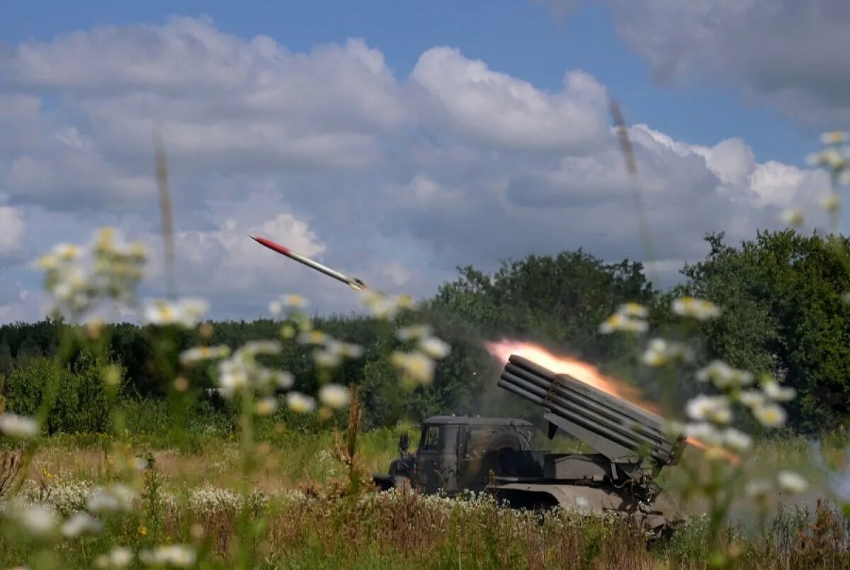 Сводка сво на 21. РСЗО град ВСУ. Шведская БМП cv90. Снаряд РСЗО град. БМ-21 град.