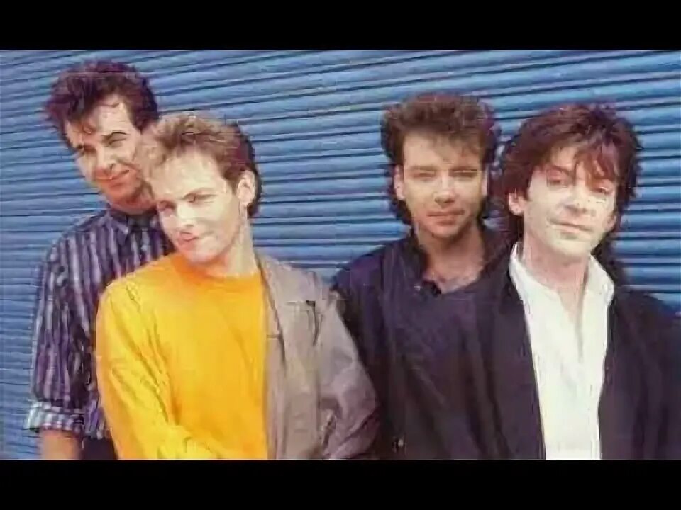 Cutting crew i just текст. Cutting crew солист. кевин макмайкл cutting crew. nick van eede в молодости. группа cutting crew сейчас.