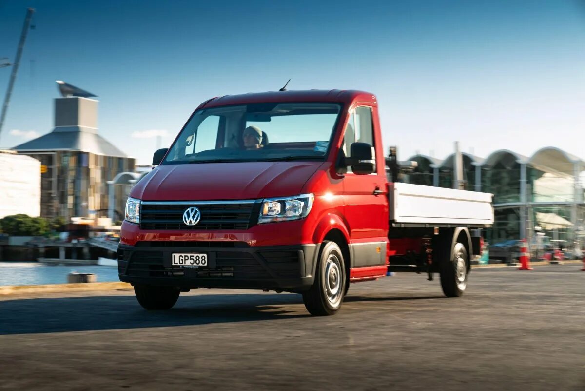 Volkswagen бортовой. Фольксваген Крафтер 2021. Фольксваген Крафтер 2022. Volkswagen Crafter 2022 года. Volkswagen Crafter 2019 бортовой.