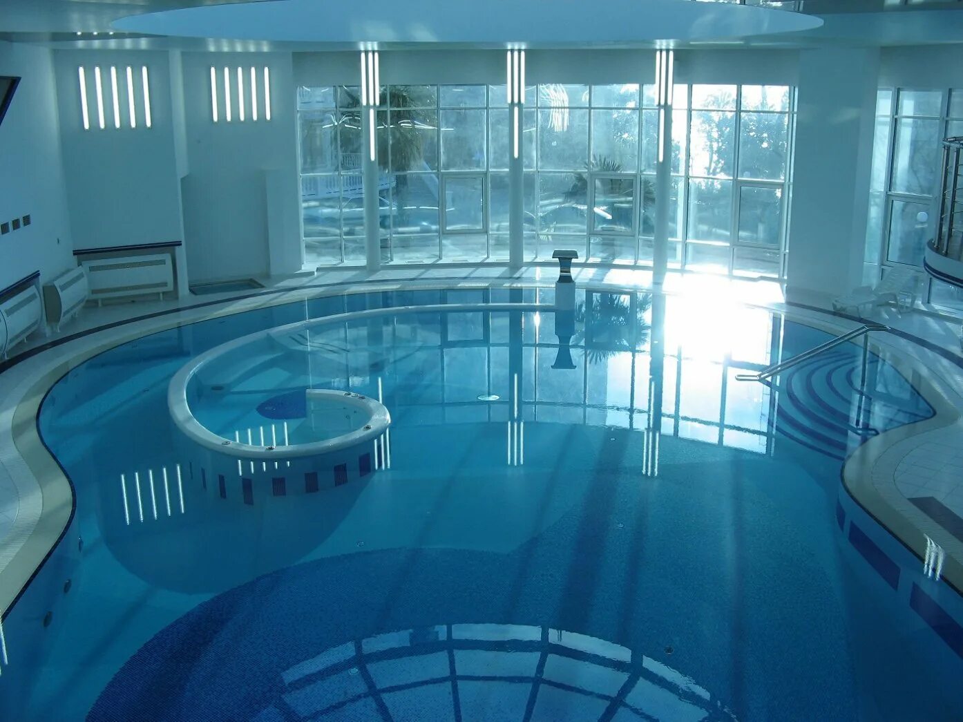 петри санаторий. ай-петри санаторий официальный сайт. петри санаторий. айпетри крым санаторий бассейн. мисхор крым санаторий ай петри.