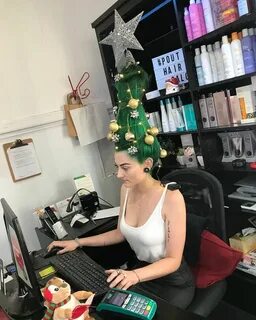 Елочка на волосах