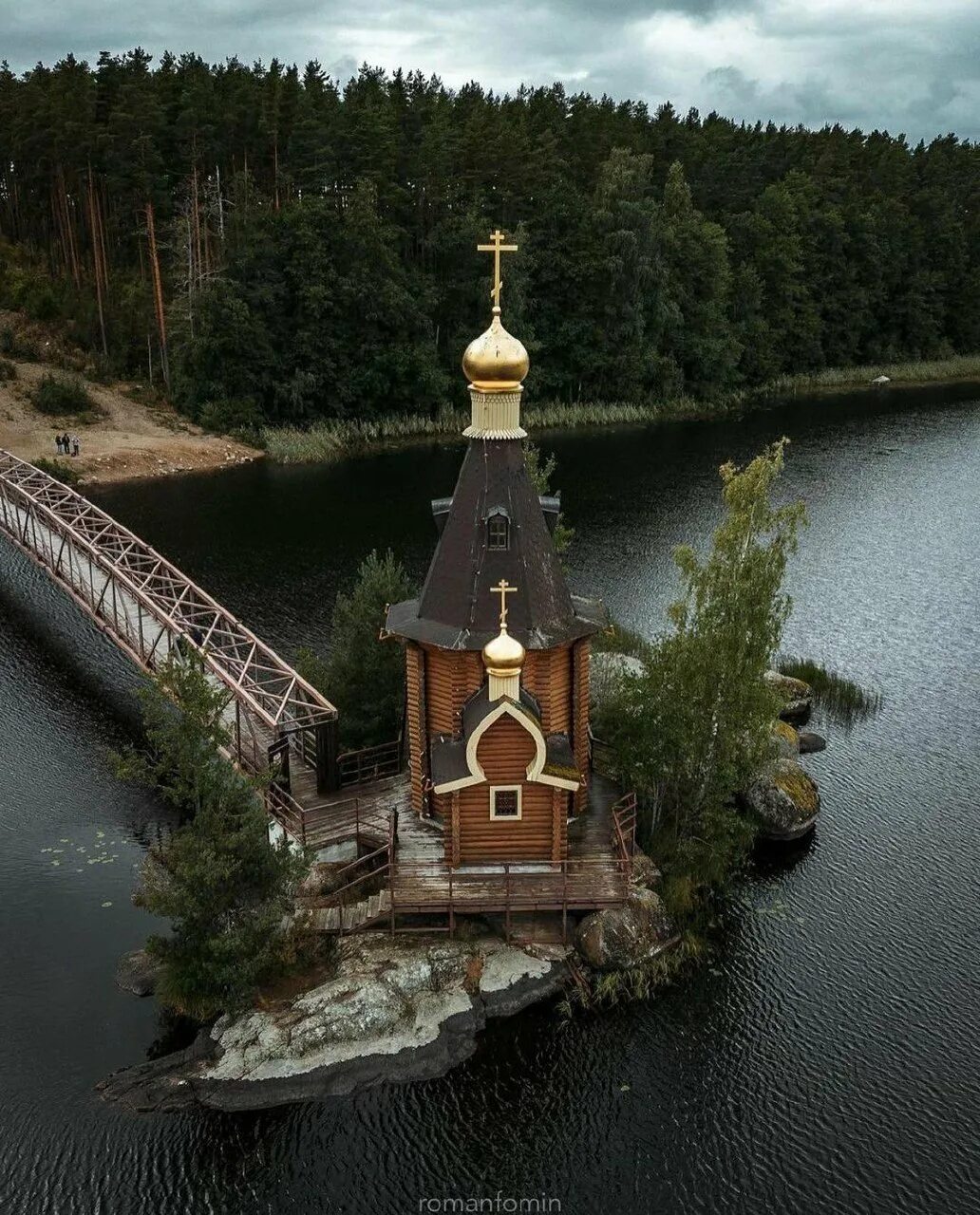 Храм андрея первозванного на вуоксе. Храм андрея первозванного на вуоксе. Карелия храм андрея первозванного. Приозерск церковь андрея первозванного. Церковь андрея первозванного фото.