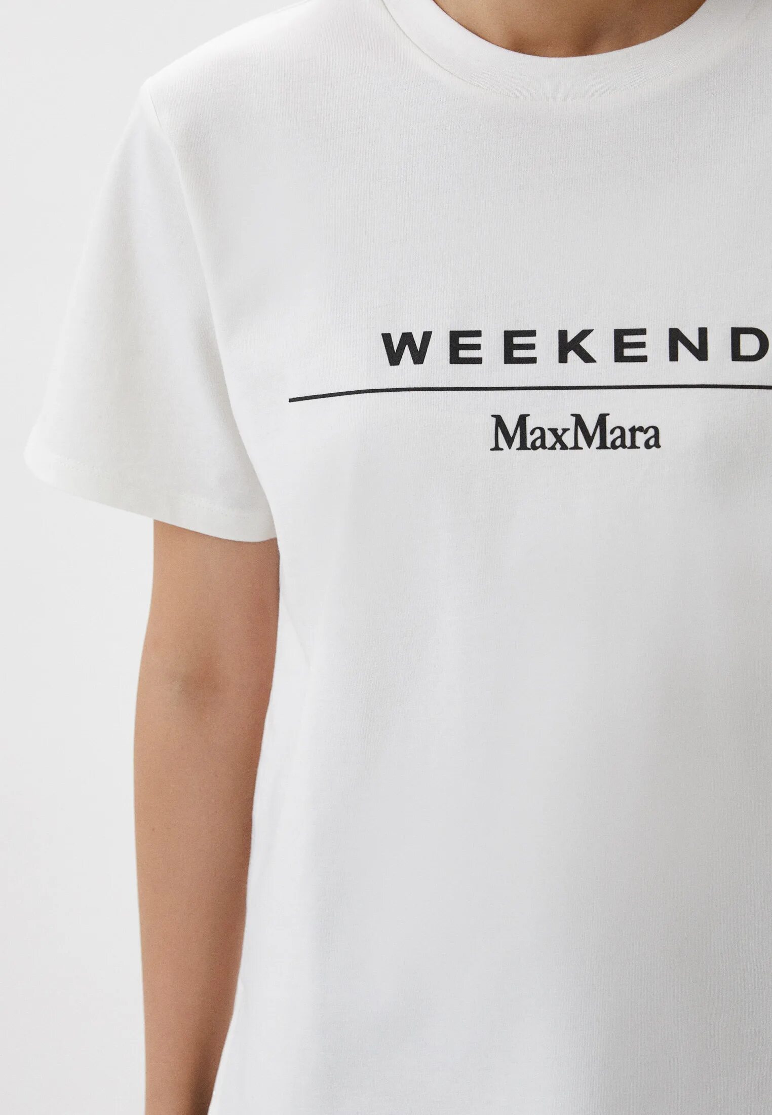 Купить уикенд макс. Футболка Max Mara weekend. Белая футболка Max Mara weekend. Max Mara sante футболка. Max Mara weekend футболка Bolivar.