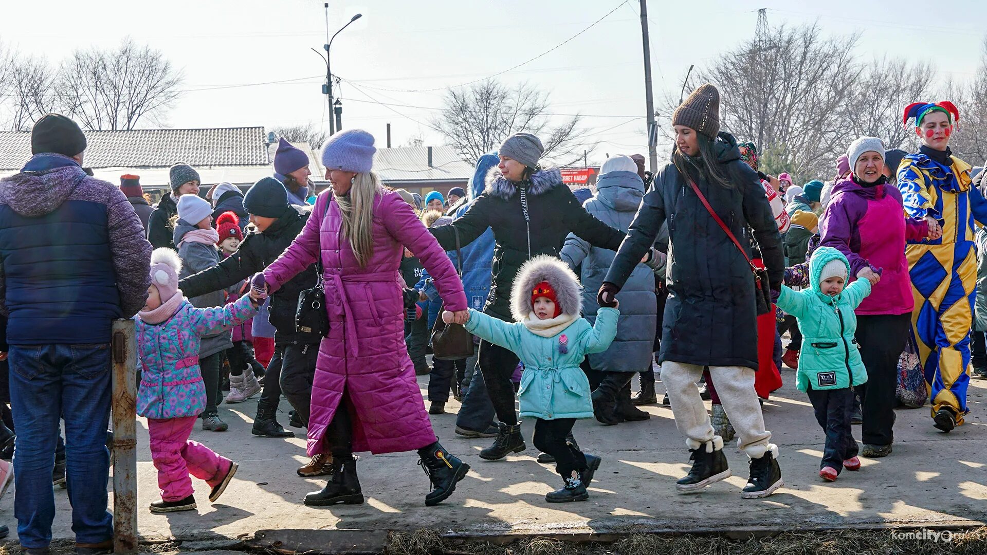 Масленица узловая 2024. Масленица парк Юность. Масленица фото. Масленица Прокопьевск. Масленица картинки для детей.