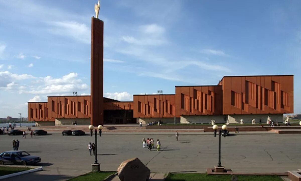 Площадь Султан Галиева
