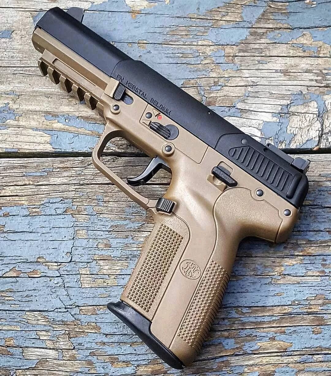 Fn five-seven с глушителем. 7 5 mas. Tm fn 5-7. 7x28. 7x28.