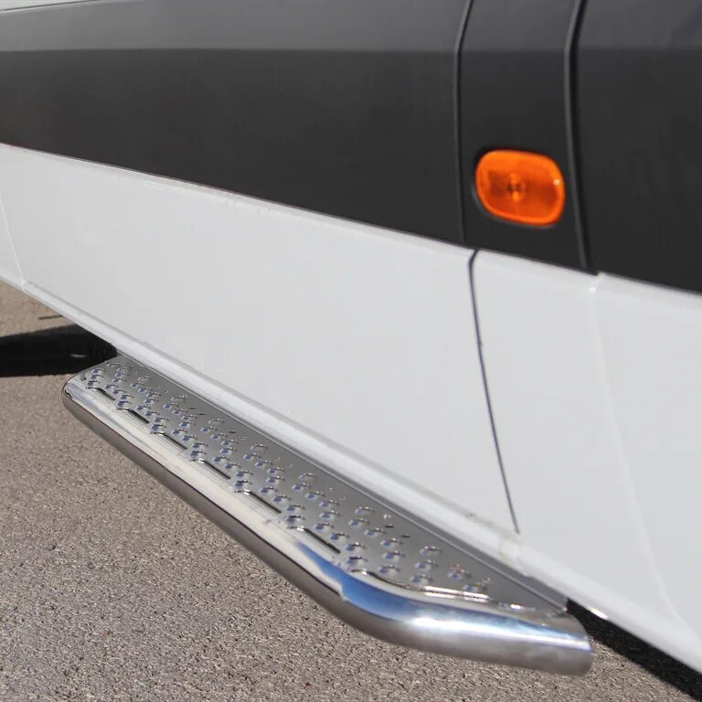 Ступенька thule. Ступенька спринтер. Подножки premium mercedes sprinter w906. Задняя подножка спринтер 906. Ступенька спринтер.