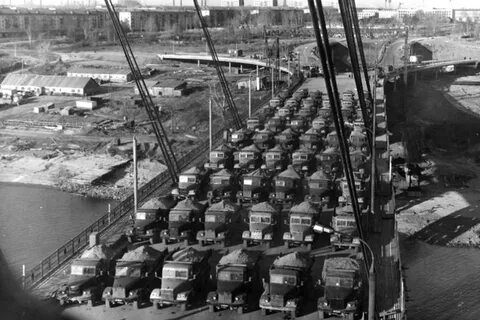 Октябрьский мост история