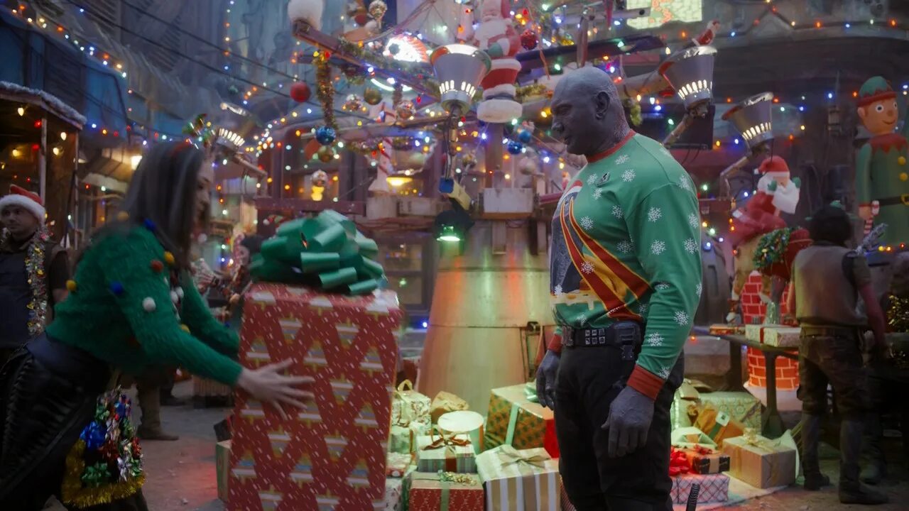 Galaxy holiday special. Galaxy holiday special. The guardians of the galaxy holiday special постеры. Стражи галактики 2 мантис. Guards holiday special.
