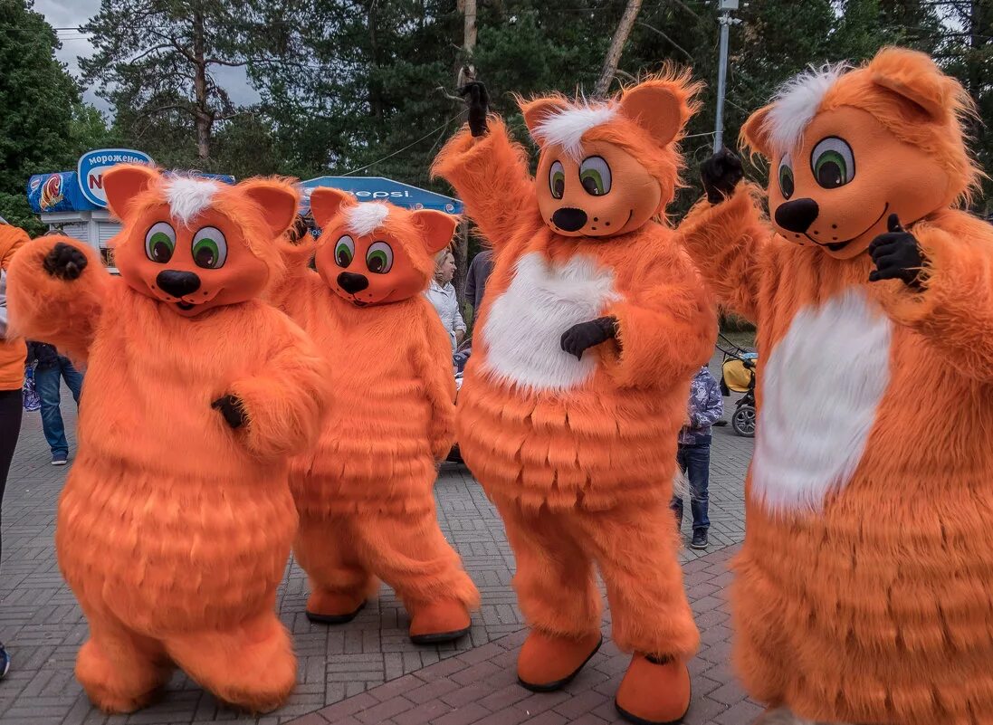 работа в ростовых куклах