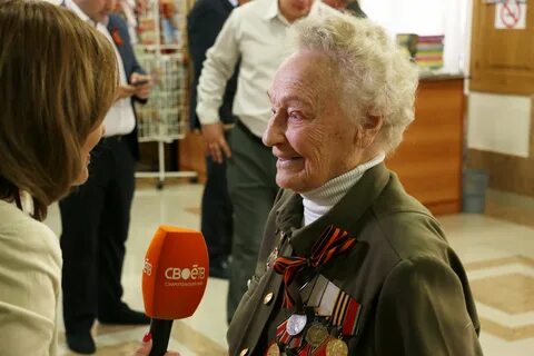 Песня идут ветераны