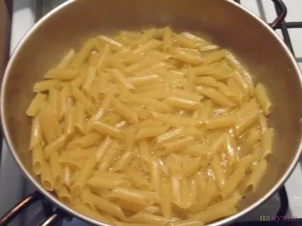 Макароны на сковороде без варки
